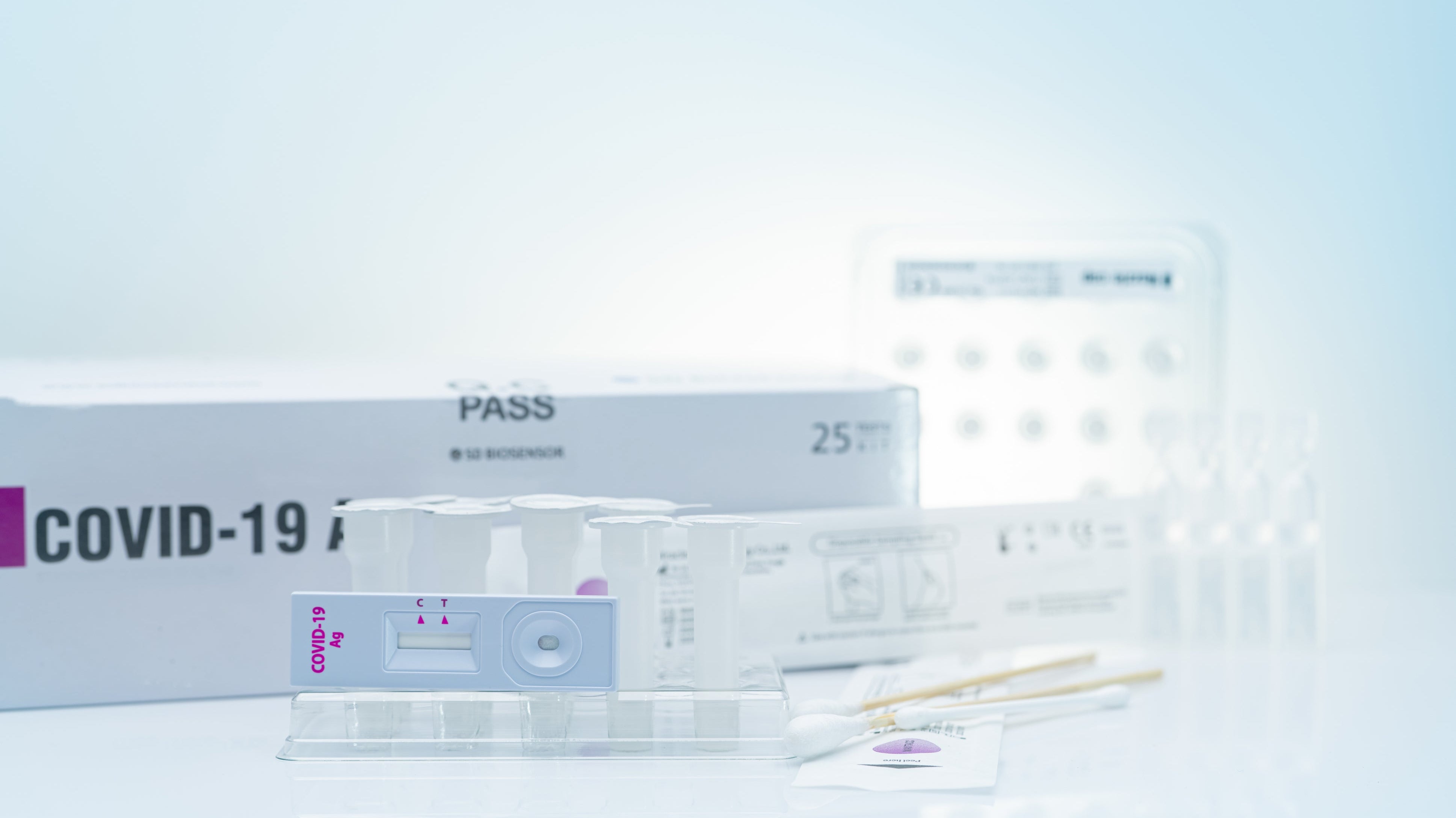 Designing Consumer-Friendly Diagnostic Kit Packaging